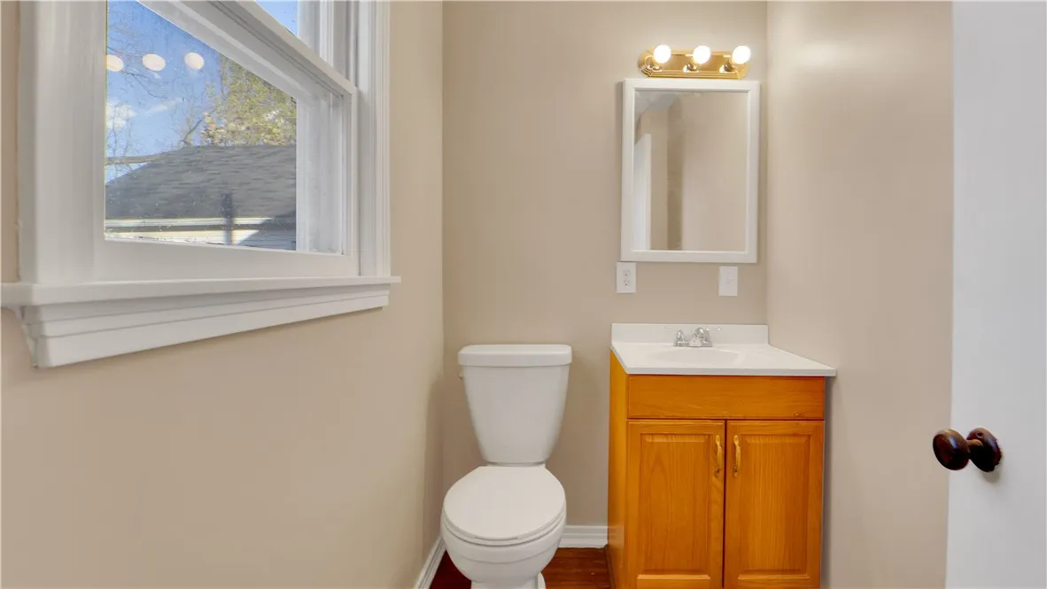 138 West Bayard Street, Seneca Falls, New York 131, Seneca Falls, New York 13148, 4 Bedrooms Bedrooms, 10 Rooms Rooms,1 BathroomBathrooms,Residential,For Sale,138 West Bayard Street, Seneca Falls, New York 131,0,R1650078