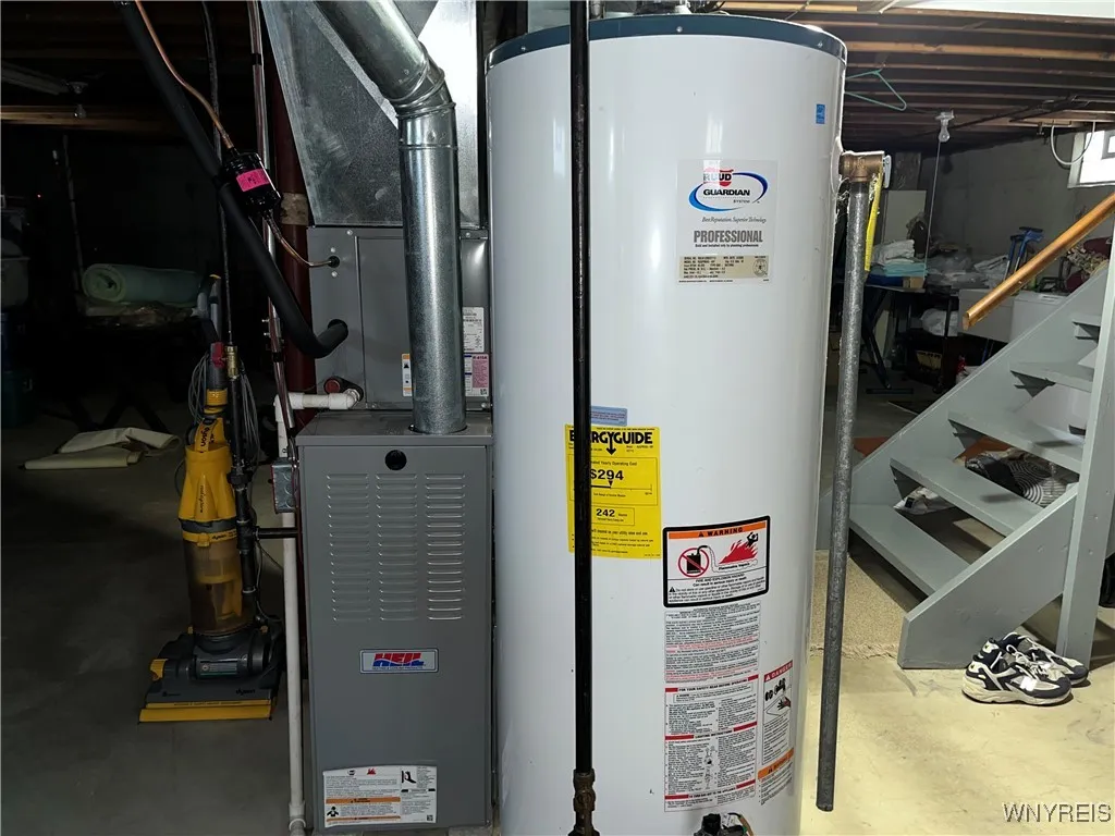 44 Morgott Avenue, West Seneca, New York 14224, West Seneca, New York 14224, 3 Bedrooms Bedrooms, 6 Rooms Rooms,1 BathroomBathrooms,Residential,For Sale,44 Morgott Avenue, West Seneca, New York 14224,0,B1650020