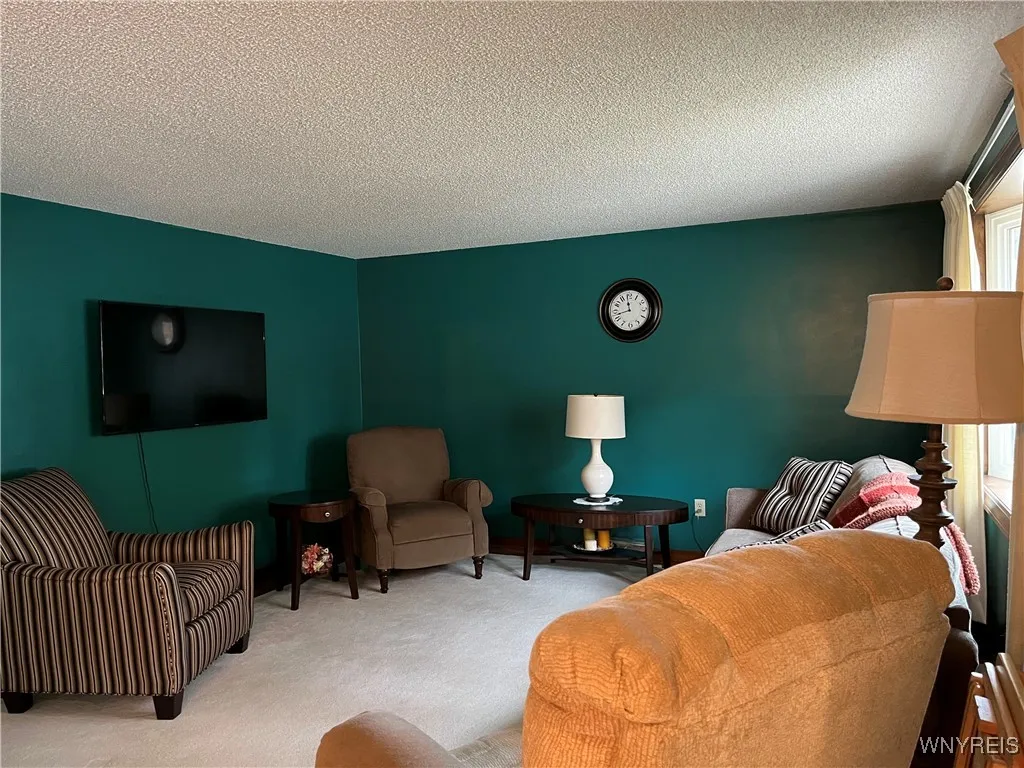 44 Morgott Avenue, West Seneca, New York 14224, West Seneca, New York 14224, 3 Bedrooms Bedrooms, 6 Rooms Rooms,1 BathroomBathrooms,Residential,For Sale,44 Morgott Avenue, West Seneca, New York 14224,0,B1650020