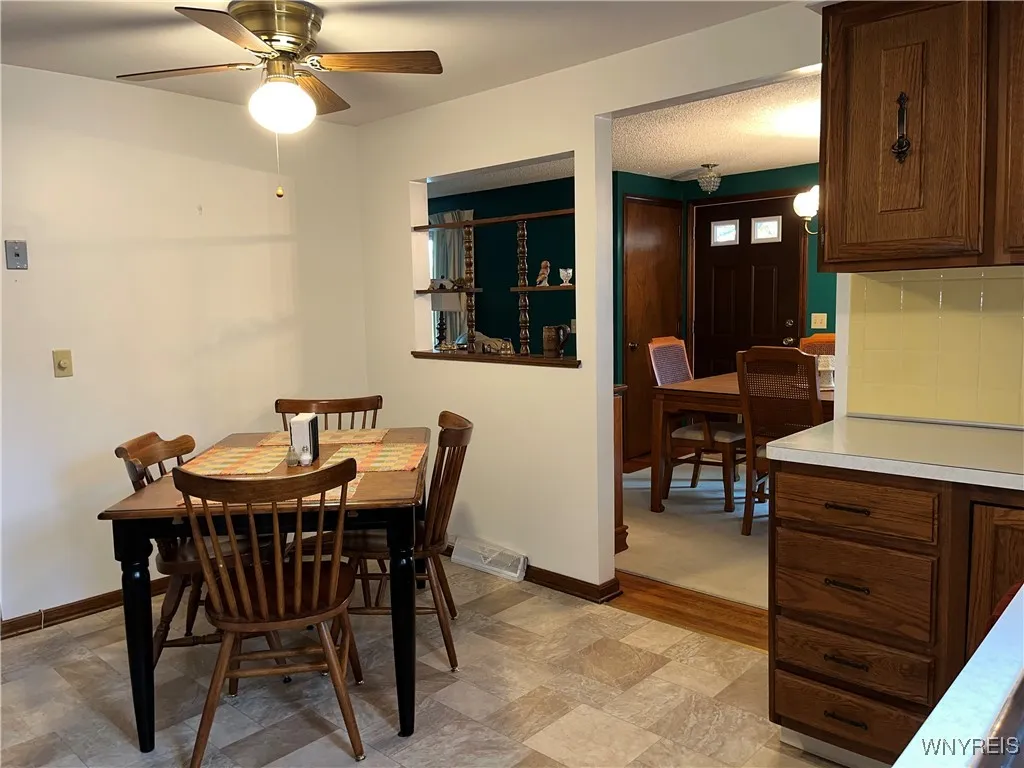 44 Morgott Avenue, West Seneca, New York 14224, West Seneca, New York 14224, 3 Bedrooms Bedrooms, 6 Rooms Rooms,1 BathroomBathrooms,Residential,For Sale,44 Morgott Avenue, West Seneca, New York 14224,0,B1650020