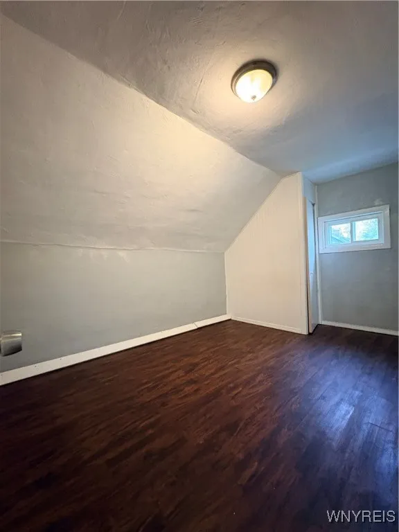 201 Lemon Street, Buffalo, New York 14204, Buffalo, New York 14204, 5 Bedrooms Bedrooms, 10 Rooms Rooms,1 BathroomBathrooms,Residential Lease,For Rent,201 Lemon Street, Buffalo, New York 14204,0,B1649921