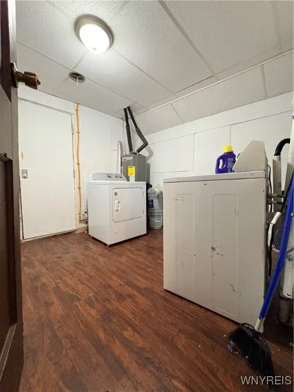 201 Lemon Street, Buffalo, New York 14204, Buffalo, New York 14204, 5 Bedrooms Bedrooms, 10 Rooms Rooms,1 BathroomBathrooms,Residential Lease,For Rent,201 Lemon Street, Buffalo, New York 14204,0,B1649921