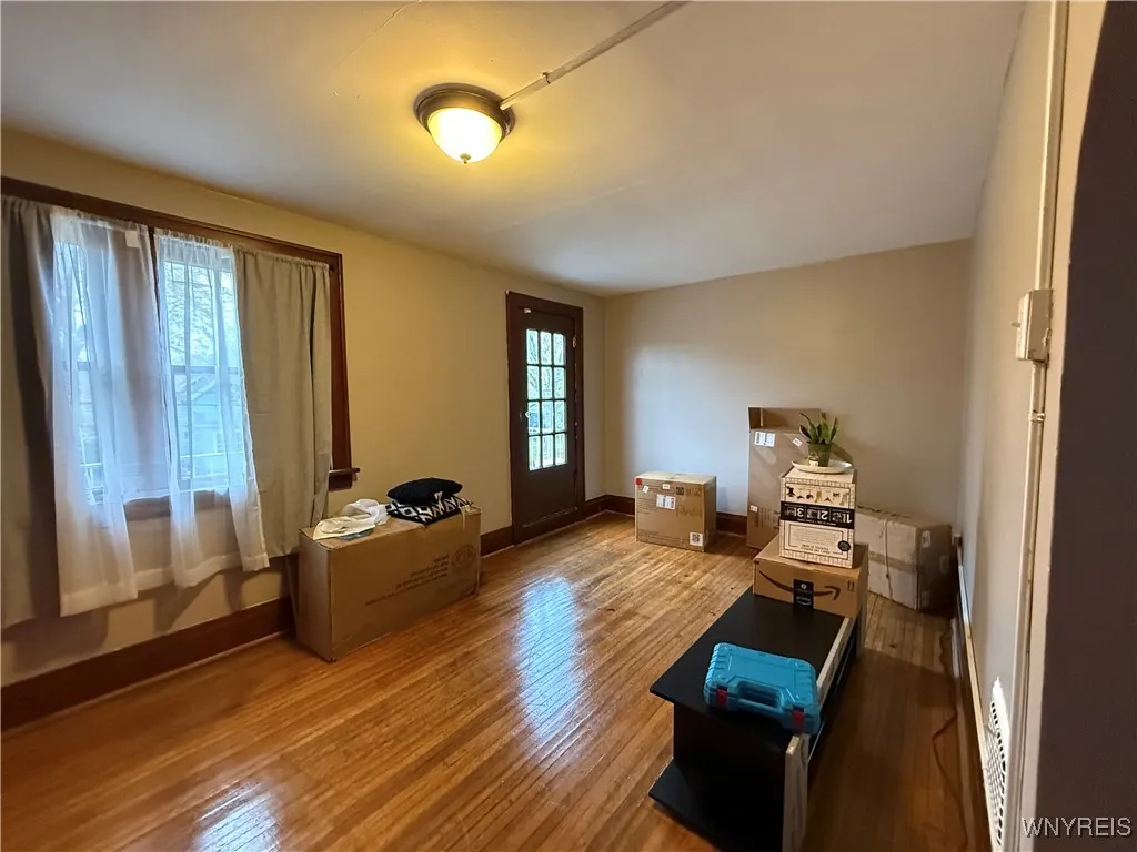 19 Dunlop Avenue, Buffalo, New York 14215, Buffalo, New York 14215, 5 Bedrooms Bedrooms, ,2 BathroomsBathrooms,Residential,Closed,19 Dunlop Avenue, Buffalo, New York 14215,0,B1649187