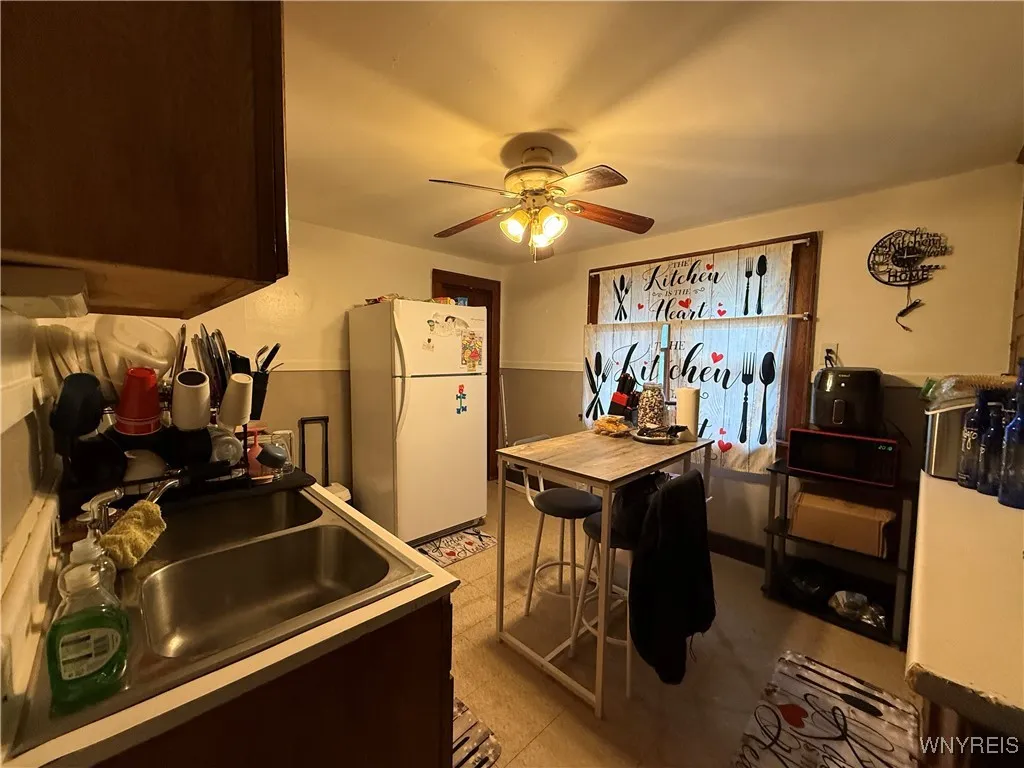 19 Dunlop Avenue, Buffalo, New York 14215, Buffalo, New York 14215, 5 Bedrooms Bedrooms, ,2 BathroomsBathrooms,Residential,Closed,19 Dunlop Avenue, Buffalo, New York 14215,0,B1649187