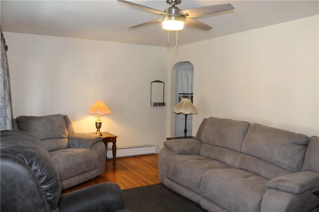 2 Ridge Road Spur Road, Roxbury, New York 12474, Roxbury, New York 12474, 3 Bedroom Bedrooms, 8 Room Rooms,1 BathroomBathrooms,Residential,For Sale,2 Ridge Road Spur Road, Roxbury, New York 12474,0,R1650092