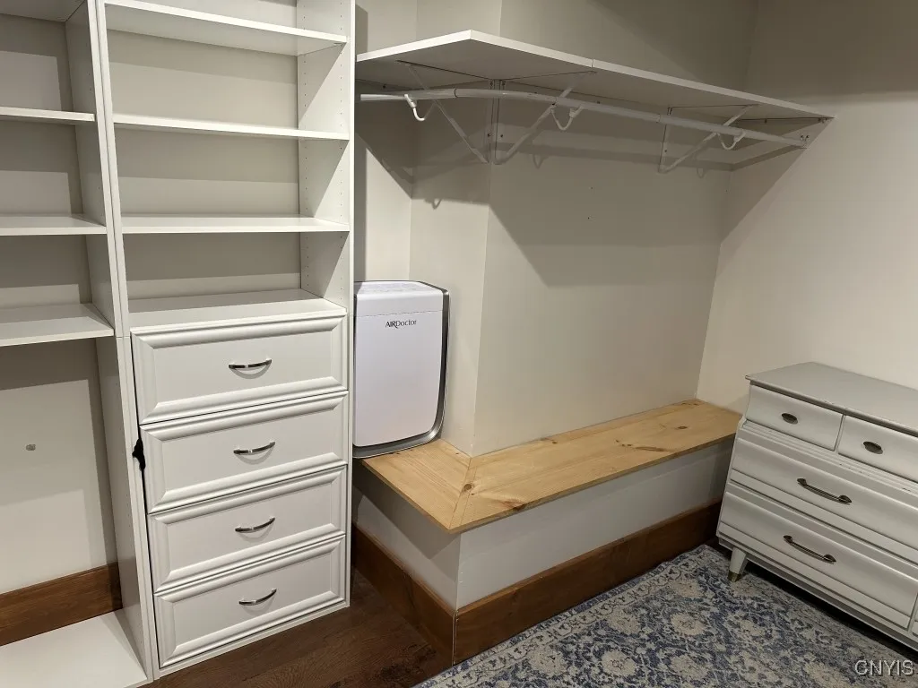 845 East Main Street, Aurora, New York 14052, Aurora, New York 14052, 4 Bedrooms Bedrooms, 8 Rooms Rooms,2 BathroomsBathrooms,Residential,Closed,845 East Main Street, Aurora, New York 14052,0,S1650148