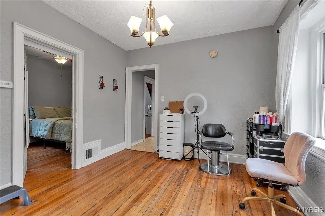 11 Hoyt Street, Buffalo, New York 14213, Buffalo, New York 14213, 8 Bedrooms Bedrooms, ,2 BathroomsBathrooms,Residential,For Sale,11 Hoyt Street, Buffalo, New York 14213,0,B1650075