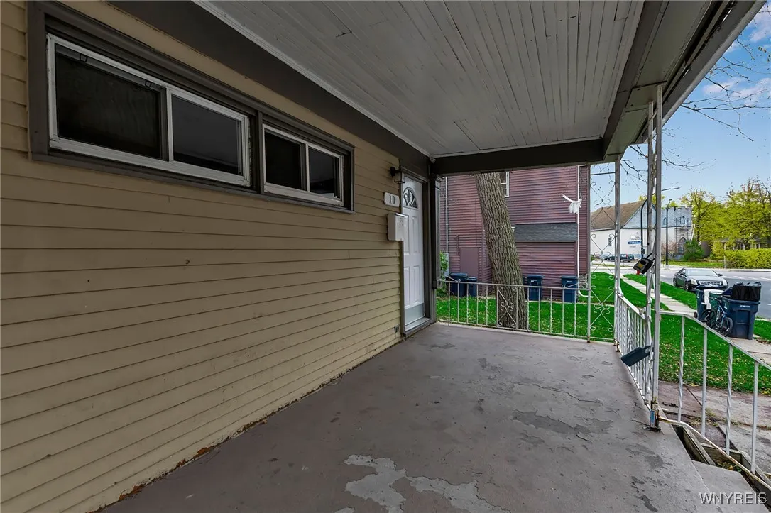 11 Hoyt Street, Buffalo, New York 14213, Buffalo, New York 14213, 8 Bedrooms Bedrooms, ,2 BathroomsBathrooms,Residential,For Sale,11 Hoyt Street, Buffalo, New York 14213,0,B1650075