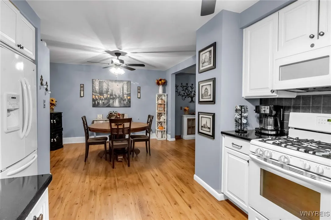 252 Shepard Avenue, Tonawanda, New York 14217, Tonawanda, New York 14217, 4 Bedrooms Bedrooms, 8 Rooms Rooms,2 BathroomsBathrooms,Residential,Closed,252 Shepard Avenue, Tonawanda, New York 14217,0,B1650106