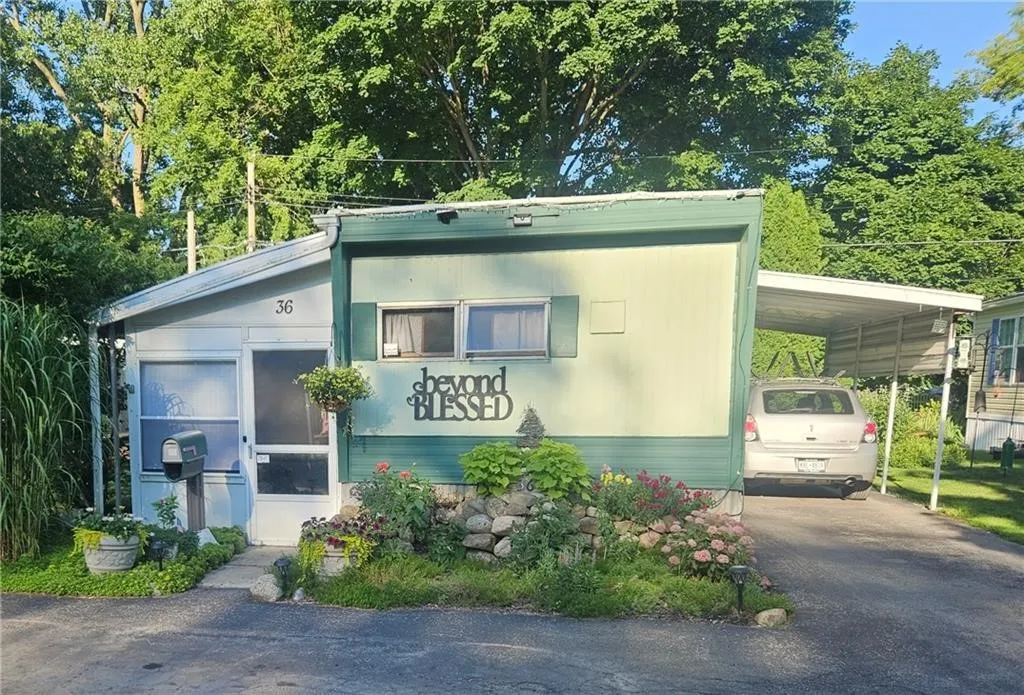 36 Patio Drive, Penfield, New York 14625, Penfield, New York 14625, 2 Bedrooms Bedrooms, 4 Rooms Rooms,1 BathroomBathrooms,Residential,For Sale,36 Patio Drive, Penfield, New York 14625,0,R1650173