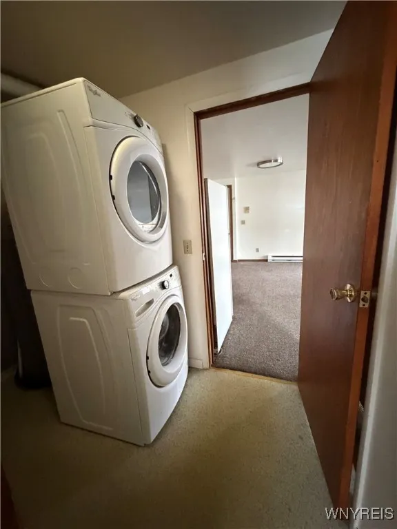 29 Lake Avenue, Hamburg, New York 14219, Hamburg, New York 14219, 1 Bedroom Bedrooms, 4 Rooms Rooms,1 BathroomBathrooms,Residential Lease,For Rent,29 Lake Avenue, Hamburg, New York 14219,0,B1650179