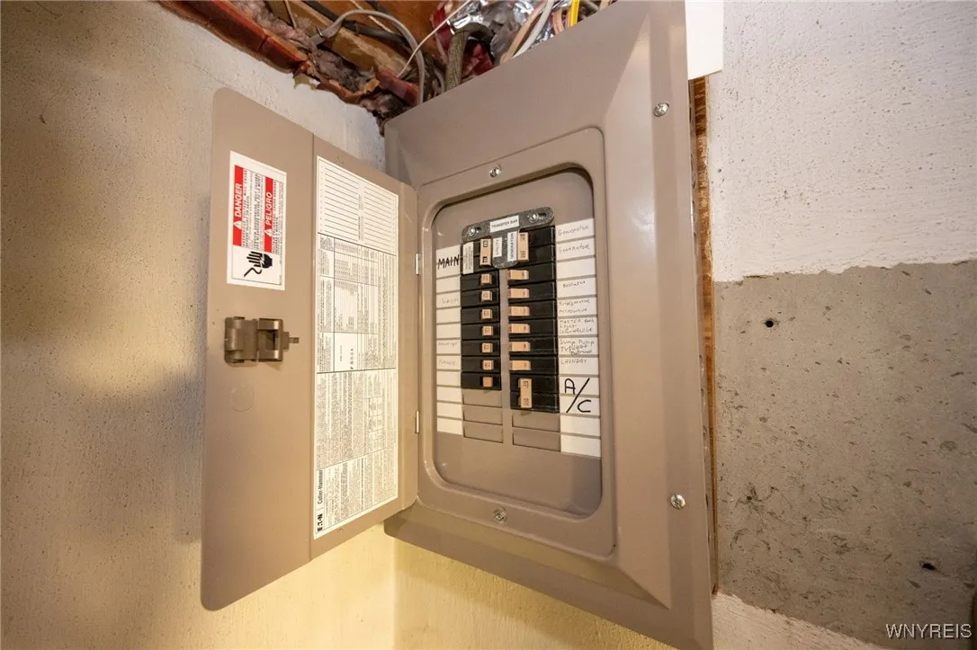 176 Steven Drive, Cheektowaga, New York 14227, Cheektowaga, New York 14227, 4 Bedrooms Bedrooms, 6 Rooms Rooms,1 BathroomBathrooms,Residential,For Sale,176 Steven Drive, Cheektowaga, New York 14227,0,B1650088