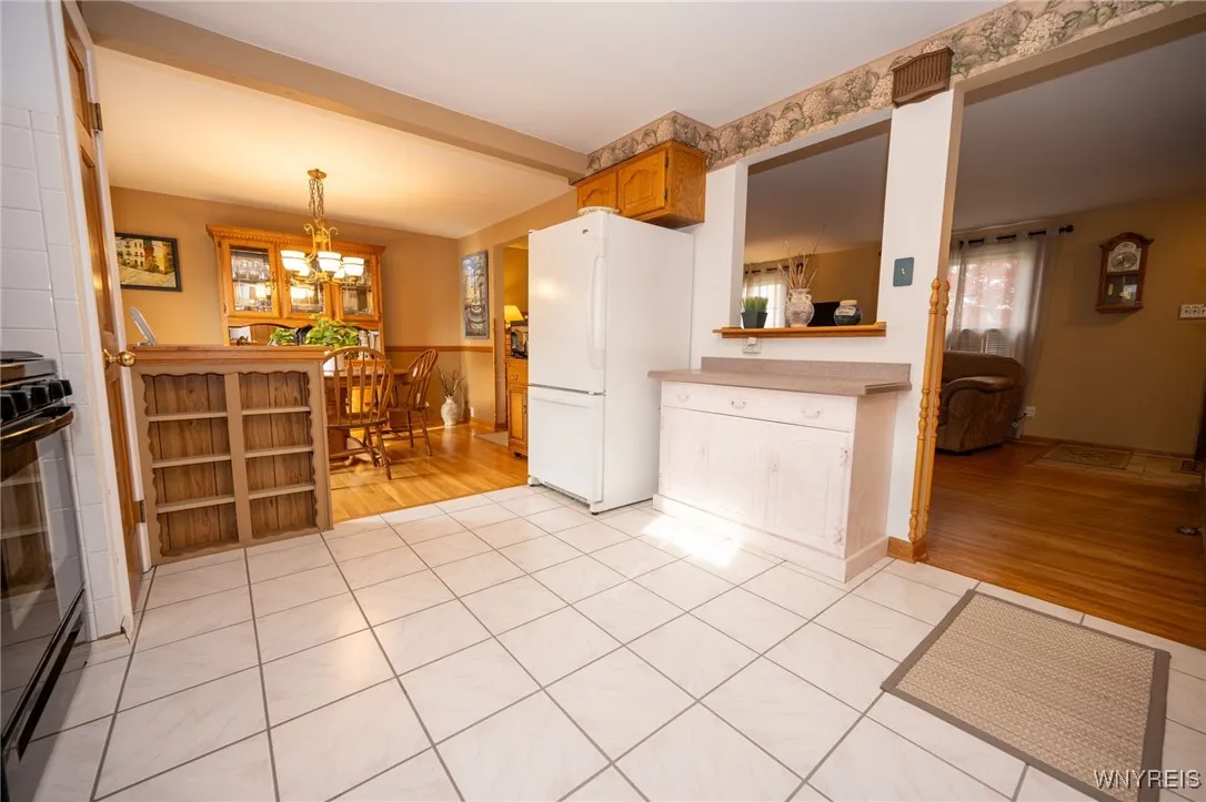 176 Steven Drive, Cheektowaga, New York 14227, Cheektowaga, New York 14227, 4 Bedrooms Bedrooms, 6 Rooms Rooms,1 BathroomBathrooms,Residential,For Sale,176 Steven Drive, Cheektowaga, New York 14227,0,B1650088