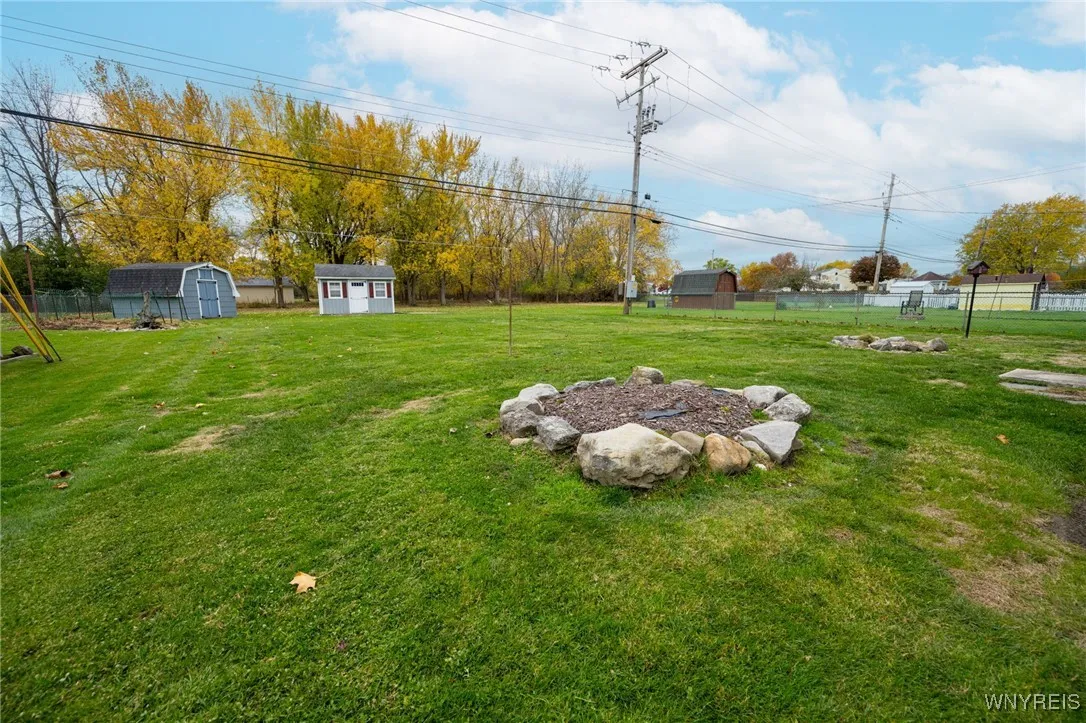 176 Steven Drive, Cheektowaga, New York 14227, Cheektowaga, New York 14227, 4 Bedrooms Bedrooms, 6 Rooms Rooms,1 BathroomBathrooms,Residential,For Sale,176 Steven Drive, Cheektowaga, New York 14227,0,B1650088