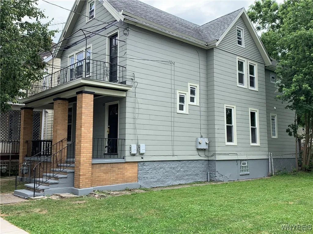 282 Normal Avenue, Buffalo, New York 14213, Buffalo, New York 14213, 4 Bedrooms Bedrooms, ,2 BathroomsBathrooms,Residential,For Sale,282 Normal Avenue, Buffalo, New York 14213,0,B1649996