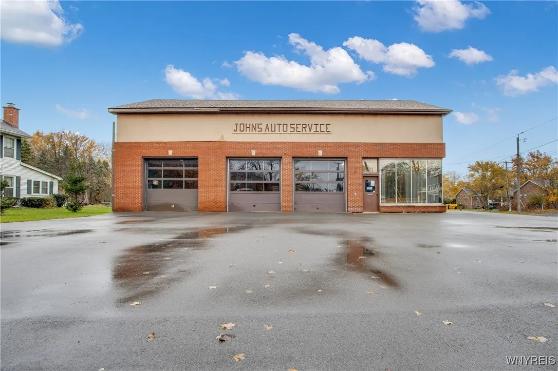 2230 Abbott Road, Lackawanna, New York 14218, Lackawanna, New York 14218, ,Commercial Sale,For Sale,2230 Abbott Road, Lackawanna, New York 14218,0,B1650172