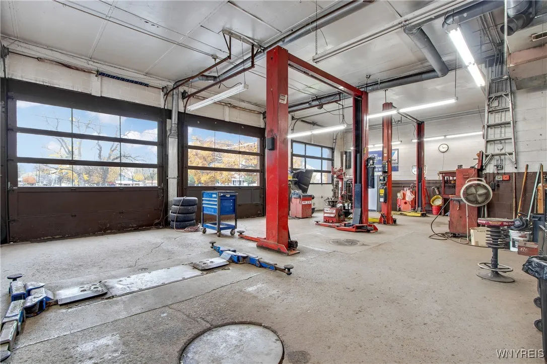 2230 Abbott Road, Lackawanna, New York 14218, Lackawanna, New York 14218, ,Commercial Sale,For Sale,2230 Abbott Road, Lackawanna, New York 14218,0,B1650172