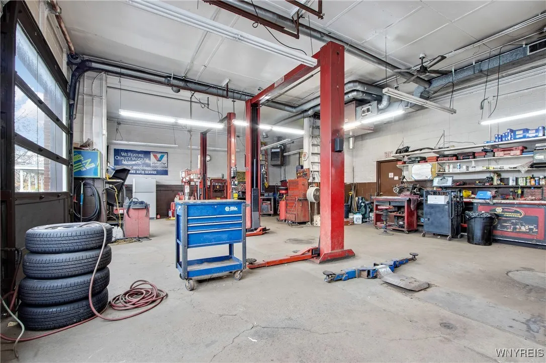 2230 Abbott Road, Lackawanna, New York 14218, Lackawanna, New York 14218, ,Commercial Sale,For Sale,2230 Abbott Road, Lackawanna, New York 14218,0,B1650172
