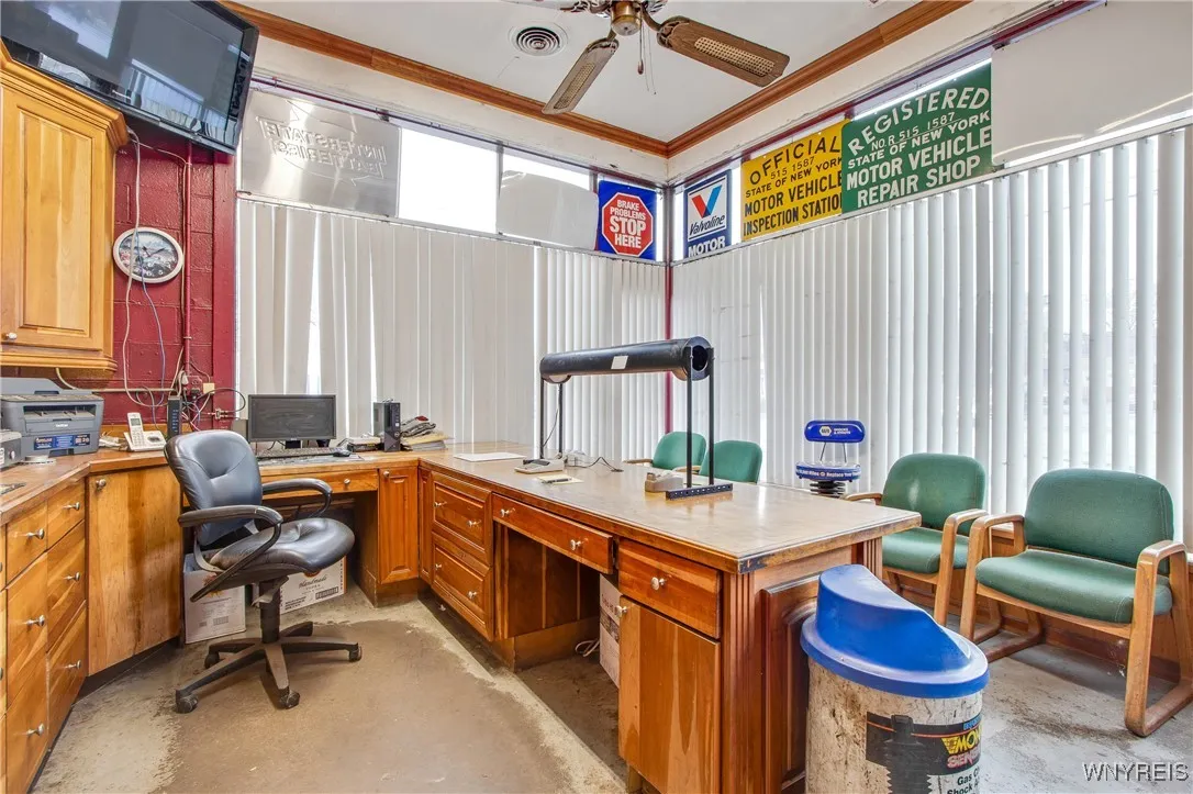 2230 Abbott Road, Lackawanna, New York 14218, Lackawanna, New York 14218, ,Commercial Sale,For Sale,2230 Abbott Road, Lackawanna, New York 14218,0,B1650172