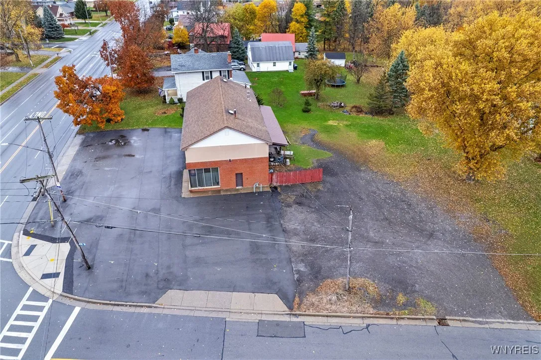 Land is behind Auto Repair Shop