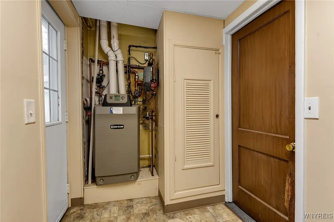 214 Aurora Avenue, West Seneca, New York 14224, West Seneca, New York 14224, 3 Bedrooms Bedrooms, 6 Rooms Rooms,1 BathroomBathrooms,Residential,For Sale,214 Aurora Avenue, West Seneca, New York 14224,0,B1648818