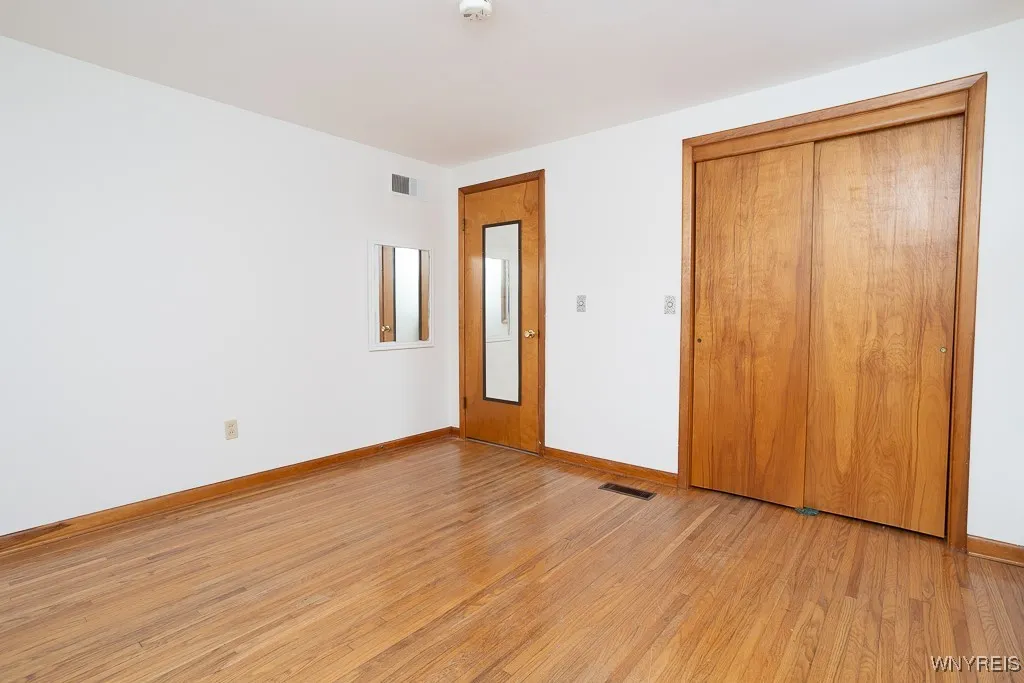 8115 Tonawanda Creek Road, Clarence, New York 1405, Clarence, New York 14051, 3 Bedrooms Bedrooms, 6 Rooms Rooms,1 BathroomBathrooms,Residential,For Sale,8115 Tonawanda Creek Road, Clarence, New York 1405,0,B1650241