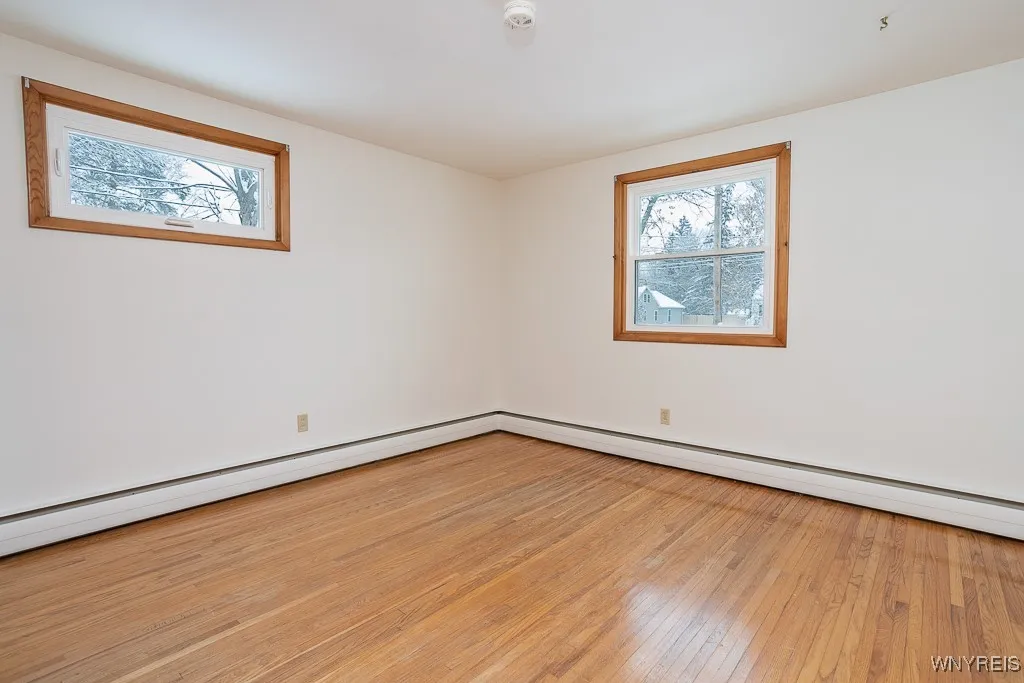 8115 Tonawanda Creek Road, Clarence, New York 1405, Clarence, New York 14051, 3 Bedrooms Bedrooms, 6 Rooms Rooms,1 BathroomBathrooms,Residential,For Sale,8115 Tonawanda Creek Road, Clarence, New York 1405,0,B1650241