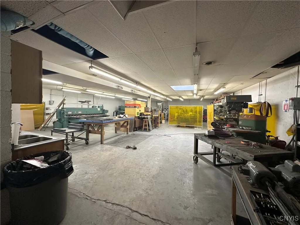 1035 Montgomery Street, Syracuse, New York 13202, Syracuse, New York 13202, ,Commercial Sale,For Sale,1035 Montgomery Street, Syracuse, New York 13202,0,S1650274
