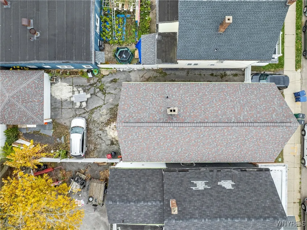 376 Ontario Street, Buffalo, New York 14207, Buffalo, New York 14207, 6 Bedrooms Bedrooms, ,2 BathroomsBathrooms,Residential,For Sale,376 Ontario Street, Buffalo, New York 14207,0,B1649877