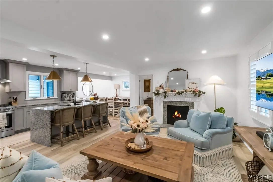 160 High Park Blvd, Amherst, New York 14226, Amherst, New York 14226, 3 Bedrooms Bedrooms, 7 Rooms Rooms,2 BathroomsBathrooms,Residential,For Sale,160 High Park Blvd, Amherst, New York 14226,0,B1650249