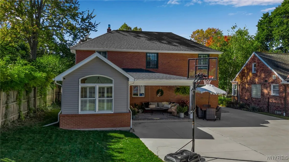 160 High Park Blvd, Amherst, New York 14226, Amherst, New York 14226, 3 Bedrooms Bedrooms, 7 Rooms Rooms,2 BathroomsBathrooms,Residential,For Sale,160 High Park Blvd, Amherst, New York 14226,0,B1650249