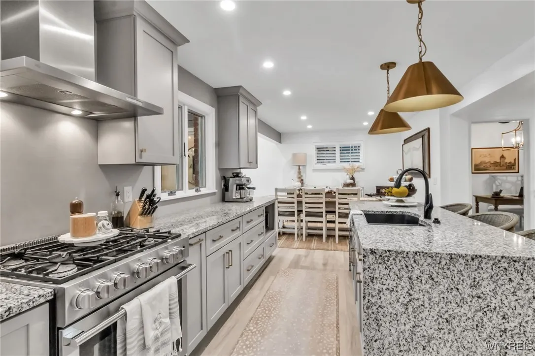 160 High Park Blvd, Amherst, New York 14226, Amherst, New York 14226, 3 Bedrooms Bedrooms, 7 Rooms Rooms,2 BathroomsBathrooms,Residential,For Sale,160 High Park Blvd, Amherst, New York 14226,0,B1650249