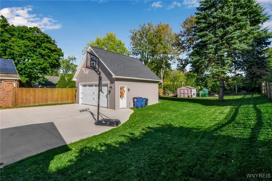 160 High Park Blvd, Amherst, New York 14226, Amherst, New York 14226, 3 Bedrooms Bedrooms, 7 Rooms Rooms,2 BathroomsBathrooms,Residential,For Sale,160 High Park Blvd, Amherst, New York 14226,0,B1650249