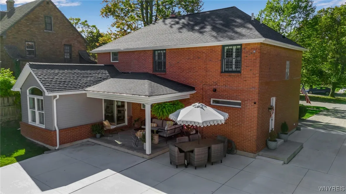 160 High Park Blvd, Amherst, New York 14226, Amherst, New York 14226, 3 Bedrooms Bedrooms, 7 Rooms Rooms,2 BathroomsBathrooms,Residential,For Sale,160 High Park Blvd, Amherst, New York 14226,0,B1650249