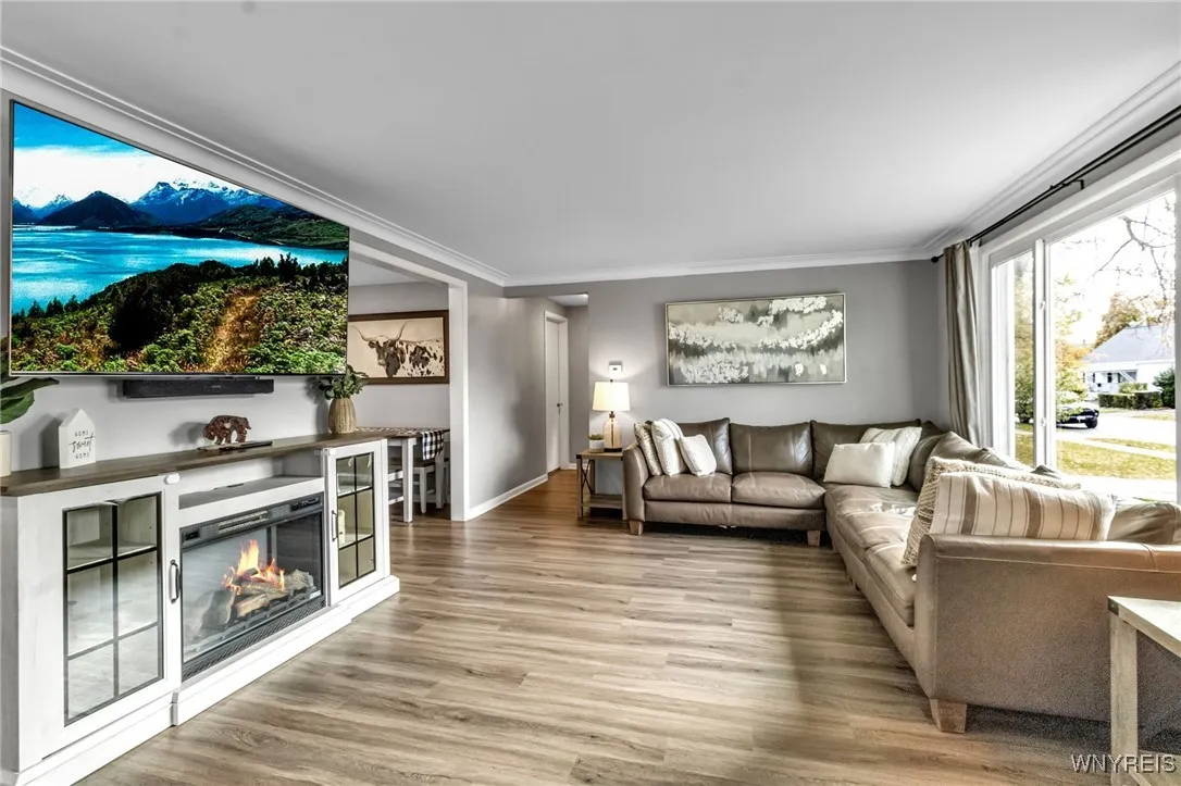 Living Room / Family Room