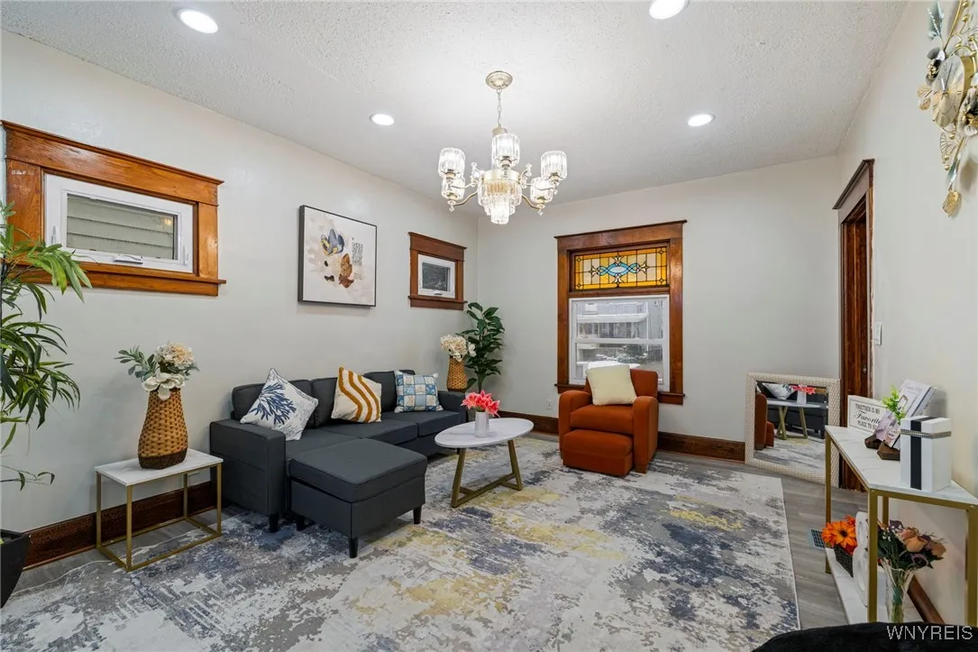 46 Benson Avenue, West Seneca, New York 14224, West Seneca, New York 14224, 4 Bedrooms Bedrooms, 8 Rooms Rooms,2 BathroomsBathrooms,Residential,For Sale,46 Benson Avenue, West Seneca, New York 14224,0,B1650272