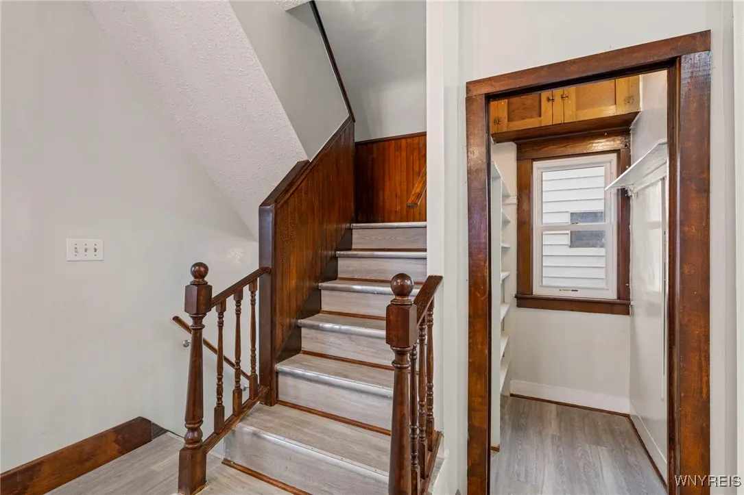 46 Benson Avenue, West Seneca, New York 14224, West Seneca, New York 14224, 4 Bedrooms Bedrooms, 8 Rooms Rooms,2 BathroomsBathrooms,Residential,For Sale,46 Benson Avenue, West Seneca, New York 14224,0,B1650272