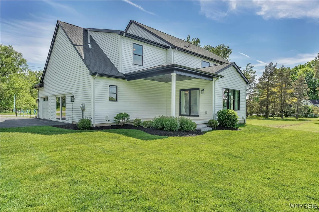 7424 Jewett Holmwood Road, Orchard Park, New York, Orchard Park, New York 14127, 4 Bedrooms Bedrooms, 10 Rooms Rooms,3 BathroomsBathrooms,Residential,For Sale,7424 Jewett Holmwood Road, Orchard Park, New York ,0,B1650299