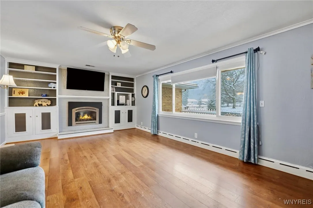 6630 Brookside Drive, Hamburg, New York 14075, Hamburg, New York 14075, 3 Bedrooms Bedrooms, 8 Rooms Rooms,3 BathroomsBathrooms,Residential,For Sale,6630 Brookside Drive, Hamburg, New York 14075,0,B1650325