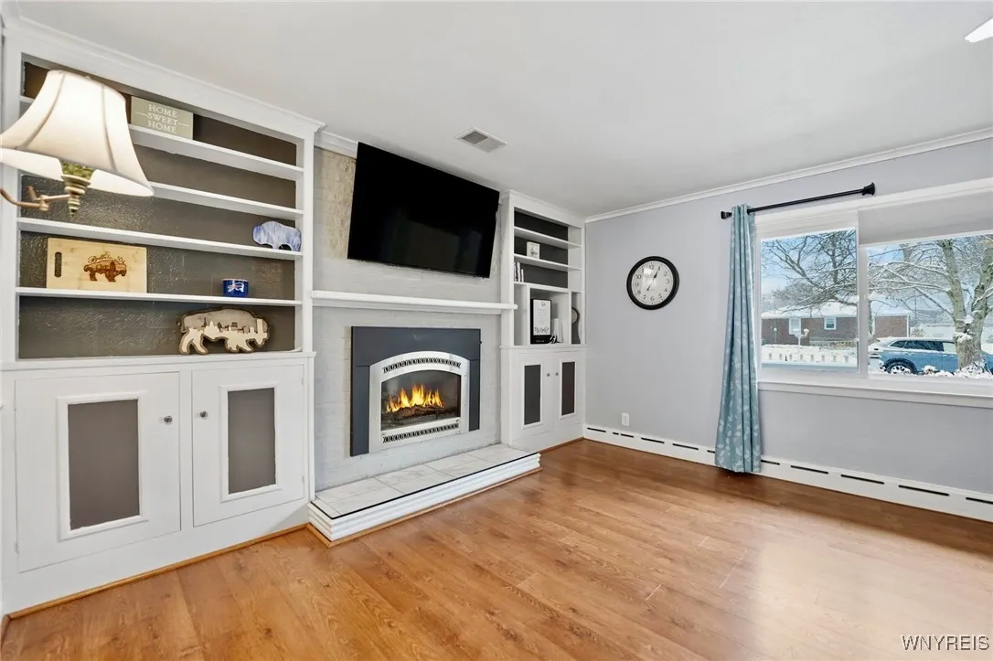 6630 Brookside Drive, Hamburg, New York 14075, Hamburg, New York 14075, 3 Bedrooms Bedrooms, 8 Rooms Rooms,3 BathroomsBathrooms,Residential,For Sale,6630 Brookside Drive, Hamburg, New York 14075,0,B1650325