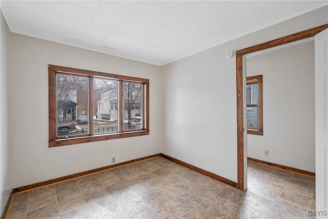 68 Ontario Street, Oswego, New York 13126, Oswego, New York 13126, 3 Bedrooms Bedrooms, 6 Rooms Rooms,1 BathroomBathrooms,Residential Lease,For Rent,68 Ontario Street, Oswego, New York 13126,0,S1650328