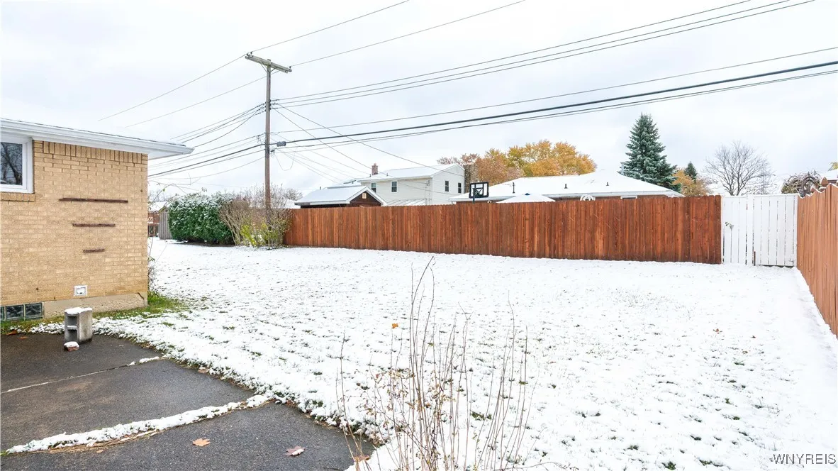 59 Cresthaven Drive, West Seneca, New York 14224, West Seneca, New York 14224, 3 Bedrooms Bedrooms, 8 Rooms Rooms,1 BathroomBathrooms,Residential,For Sale,59 Cresthaven Drive, West Seneca, New York 14224,0,B1650308