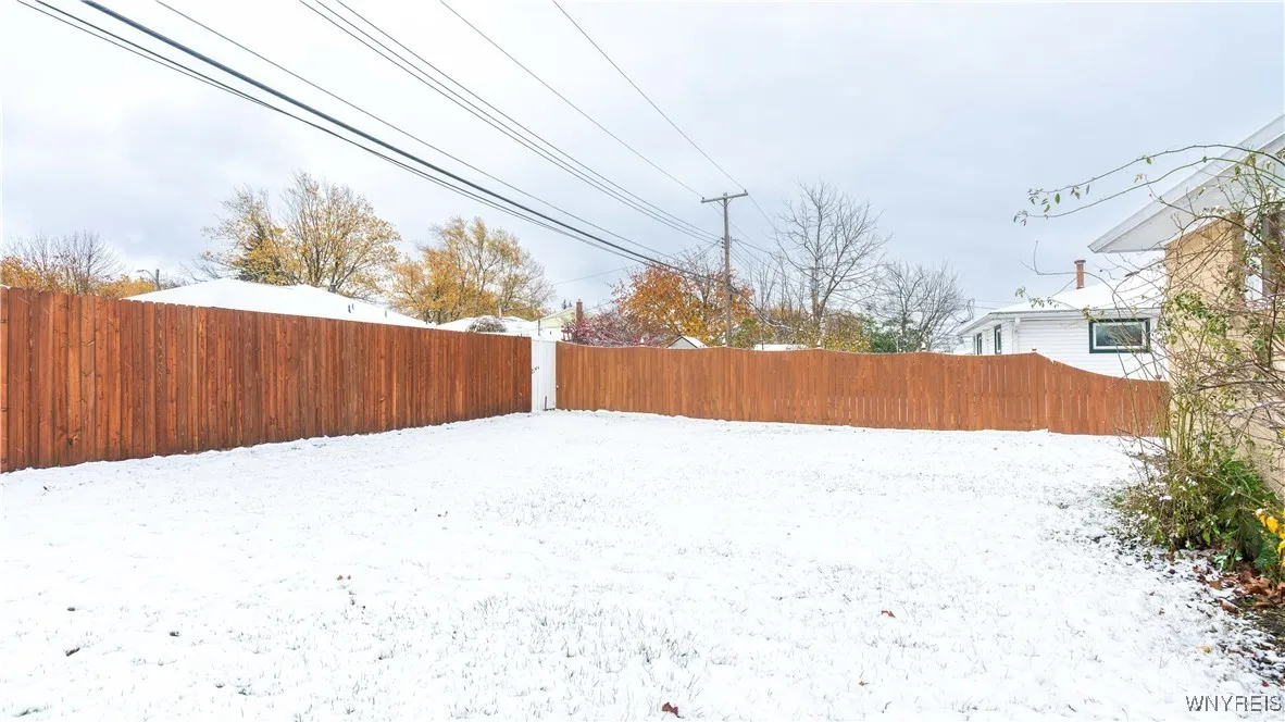 59 Cresthaven Drive, West Seneca, New York 14224, West Seneca, New York 14224, 3 Bedrooms Bedrooms, 8 Rooms Rooms,1 BathroomBathrooms,Residential,For Sale,59 Cresthaven Drive, West Seneca, New York 14224,0,B1650308