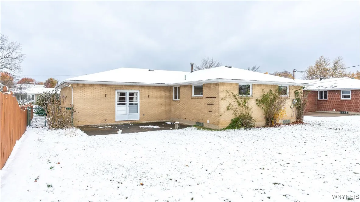 59 Cresthaven Drive, West Seneca, New York 14224, West Seneca, New York 14224, 3 Bedrooms Bedrooms, 8 Rooms Rooms,1 BathroomBathrooms,Residential,For Sale,59 Cresthaven Drive, West Seneca, New York 14224,0,B1650308