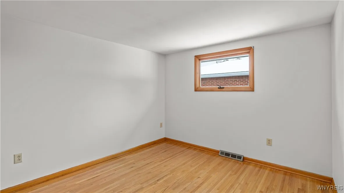 59 Cresthaven Drive, West Seneca, New York 14224, West Seneca, New York 14224, 3 Bedrooms Bedrooms, 8 Rooms Rooms,1 BathroomBathrooms,Residential,For Sale,59 Cresthaven Drive, West Seneca, New York 14224,0,B1650308