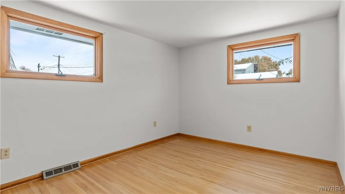 59 Cresthaven Drive, West Seneca, New York 14224, West Seneca, New York 14224, 3 Bedrooms Bedrooms, 8 Rooms Rooms,1 BathroomBathrooms,Residential,For Sale,59 Cresthaven Drive, West Seneca, New York 14224,0,B1650308