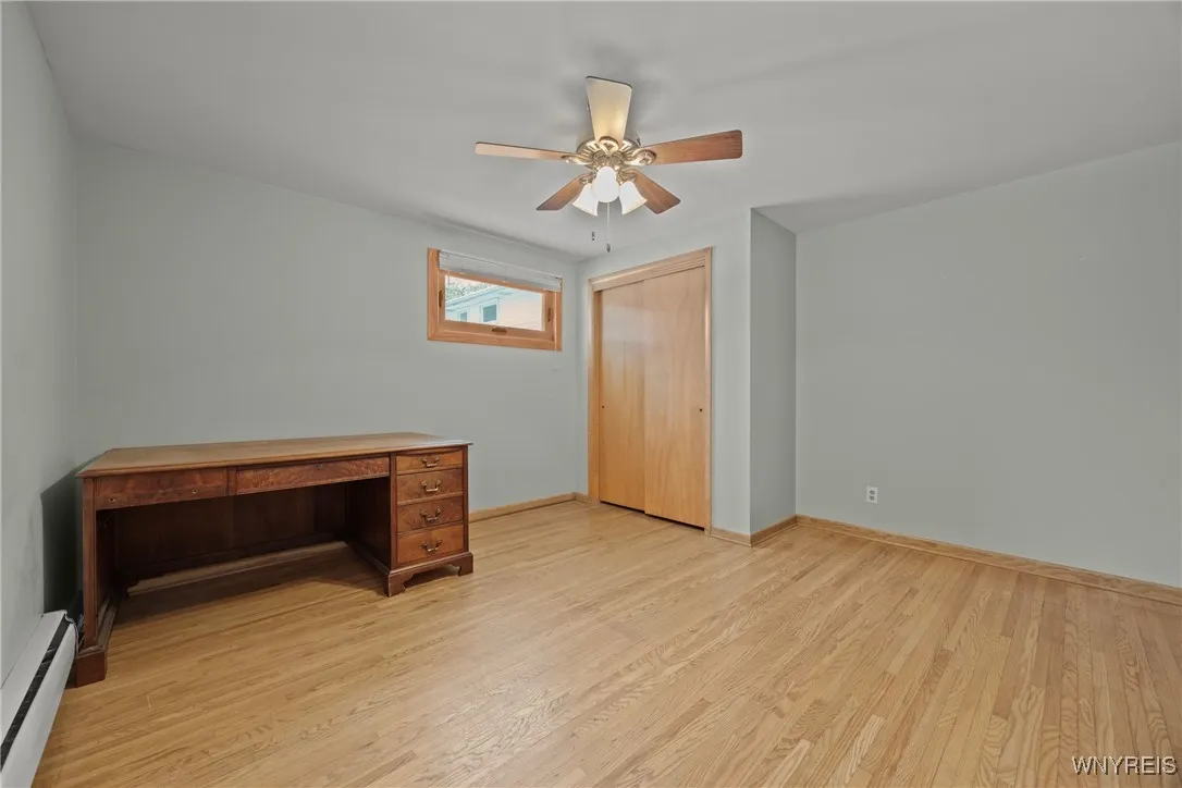 162 Red Oak Drive, Amherst, New York 14221, Amherst, New York 14221, 3 Bedrooms Bedrooms, 5 Rooms Rooms,1 BathroomBathrooms,Residential,For Sale,162 Red Oak Drive, Amherst, New York 14221,0,B1650320