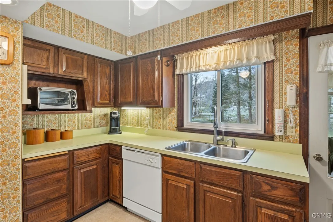 36 1/2 South Street, Marcellus, New York 13108, Marcellus, New York 13108, 3 Bedrooms Bedrooms, 7 Rooms Rooms,1 BathroomBathrooms,Residential,For Sale,36 1/2 South Street, Marcellus, New York 13108,0,S1646961
