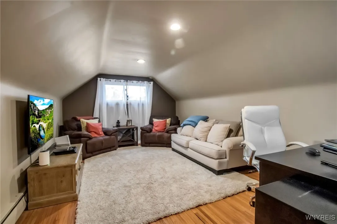 4834 Gerber Parkway, Hamburg, New York 14075, Hamburg, New York 14075, 4 Bedrooms Bedrooms, 8 Rooms Rooms,2 BathroomsBathrooms,Residential,For Sale,4834 Gerber Parkway, Hamburg, New York 14075,0,B1650344