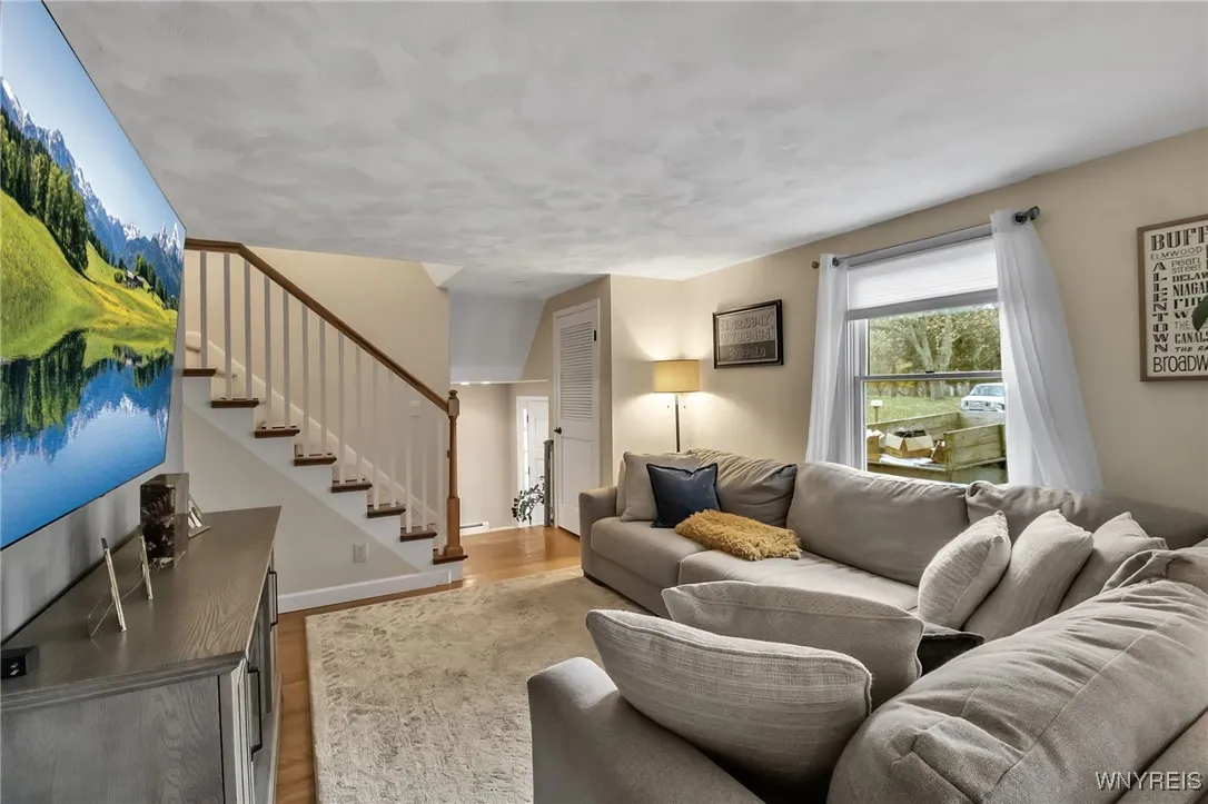 4834 Gerber Parkway, Hamburg, New York 14075, Hamburg, New York 14075, 4 Bedrooms Bedrooms, 8 Rooms Rooms,2 BathroomsBathrooms,Residential,For Sale,4834 Gerber Parkway, Hamburg, New York 14075,0,B1650344
